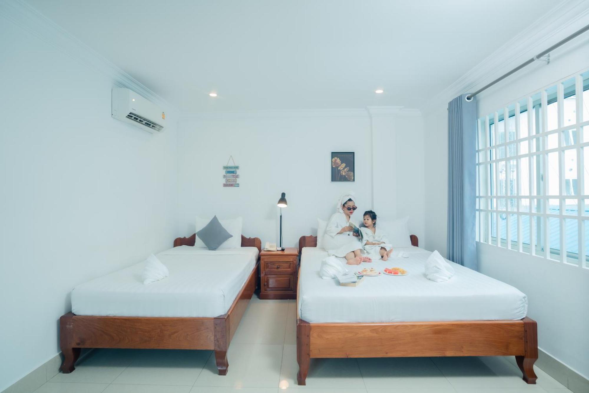 White Corner Hotel Phnom Penh Zewnętrze zdjęcie
